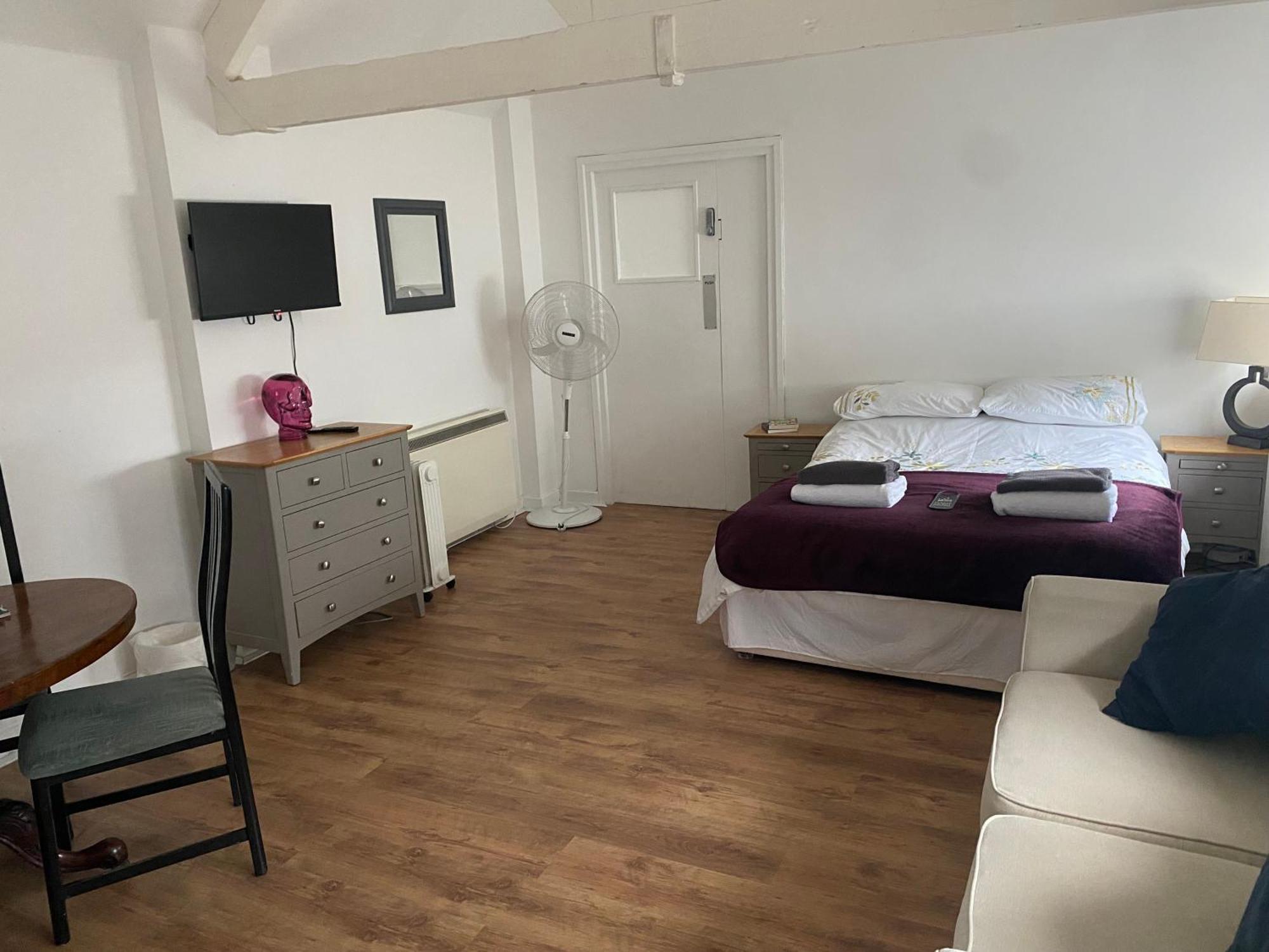 Apartamento The Dairy Takeley Exterior foto